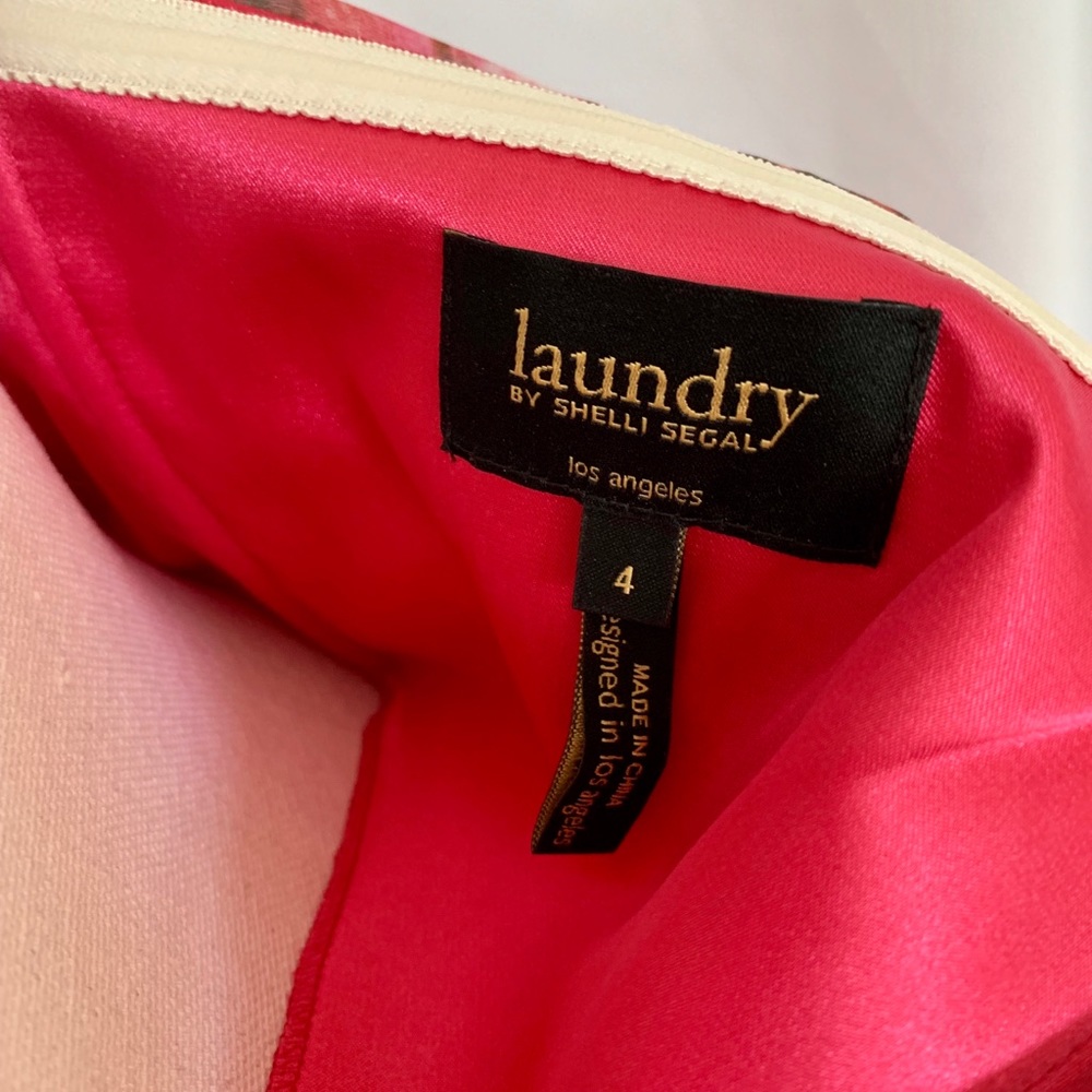 Laundry by Shelli Segal Pink & Black Chiffon Gown - Picture 6 of 6